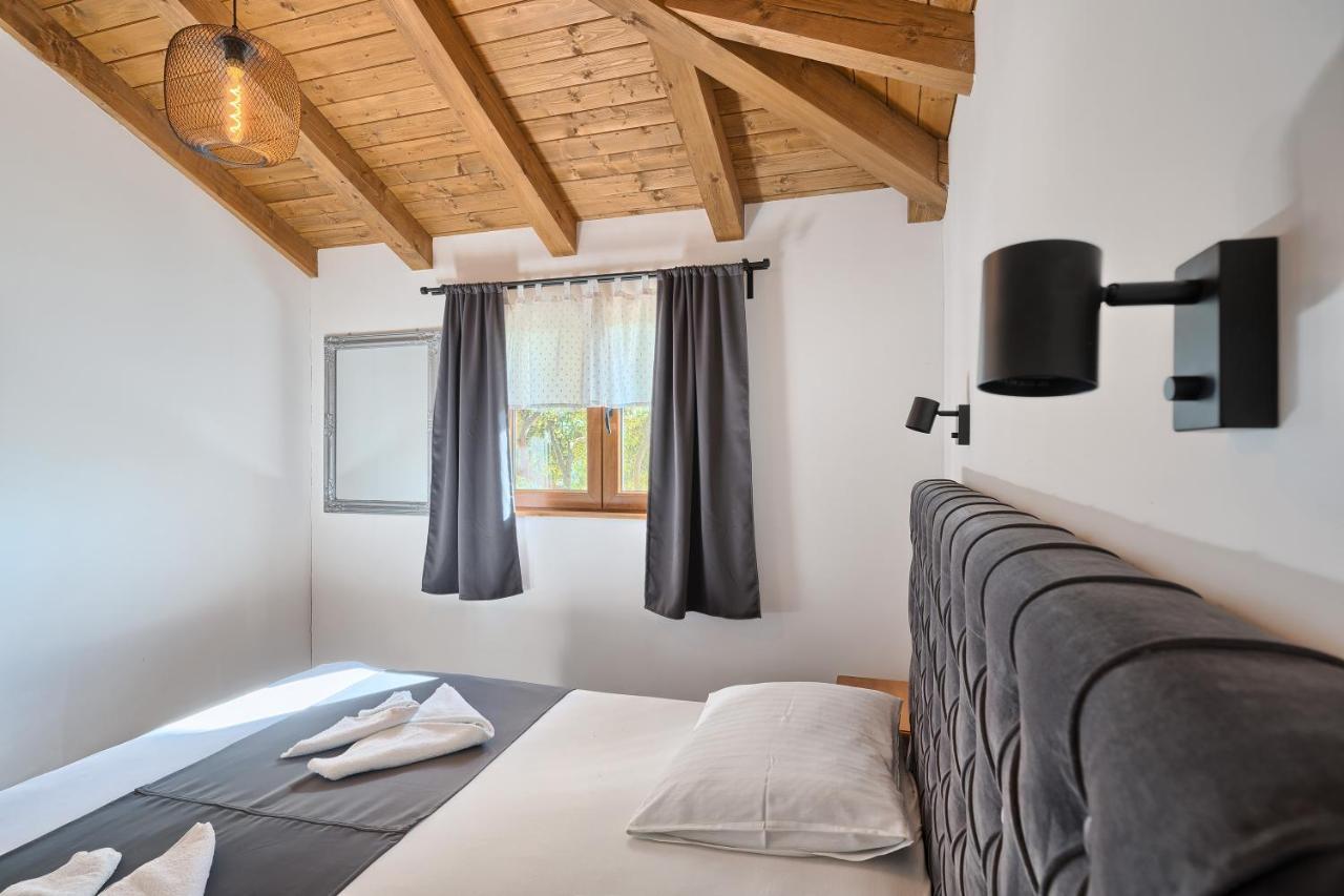Hotel Kamp Lunga + Jezera Zewnętrze zdjęcie