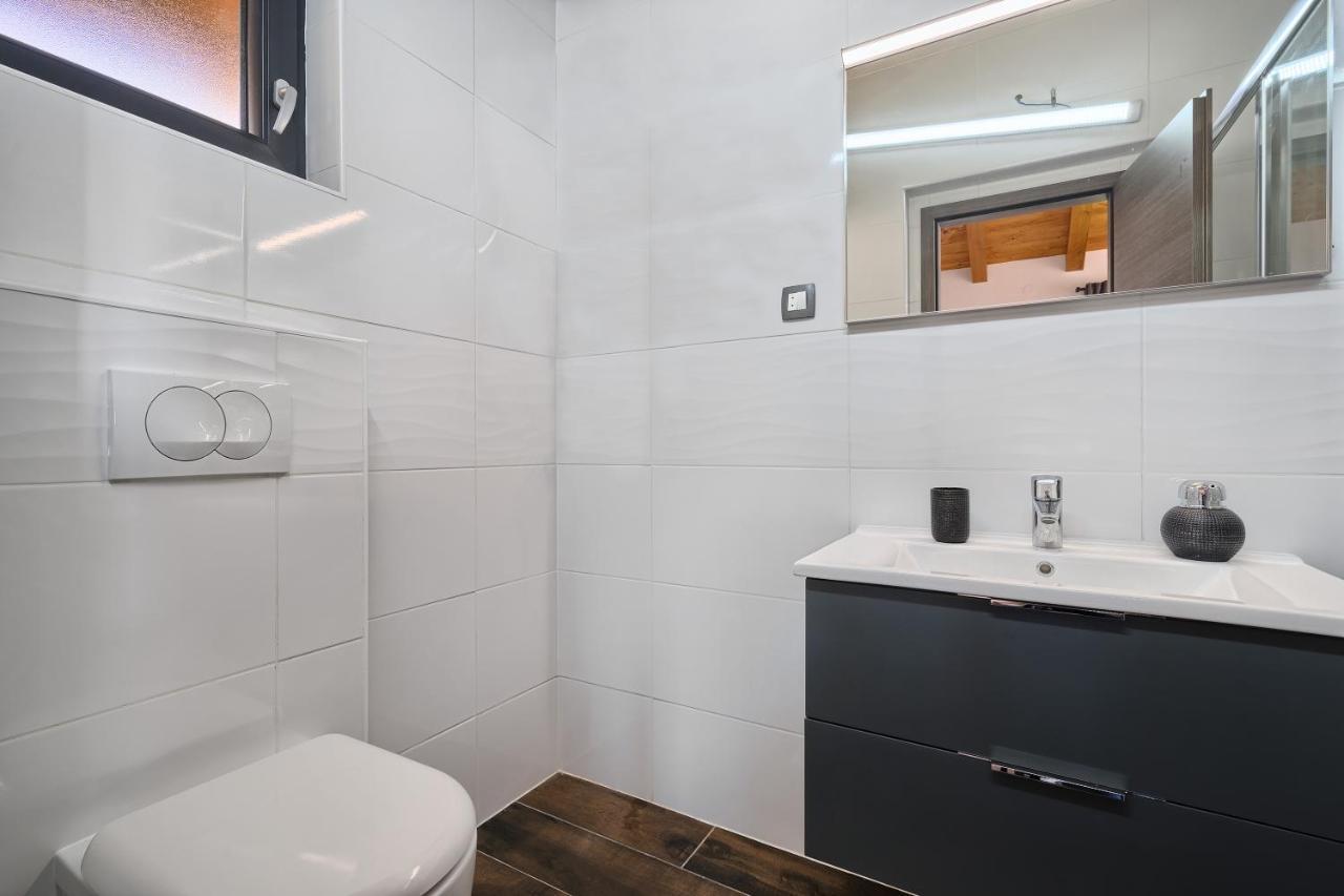 Hotel Kamp Lunga + Jezera Zewnętrze zdjęcie